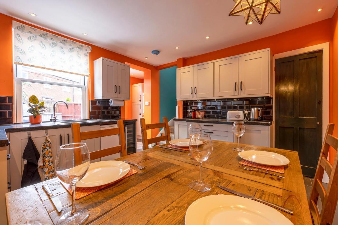 Luxury Central Home - Parking & Ev Point, Superking Bed Canterbury Dış mekan fotoğraf