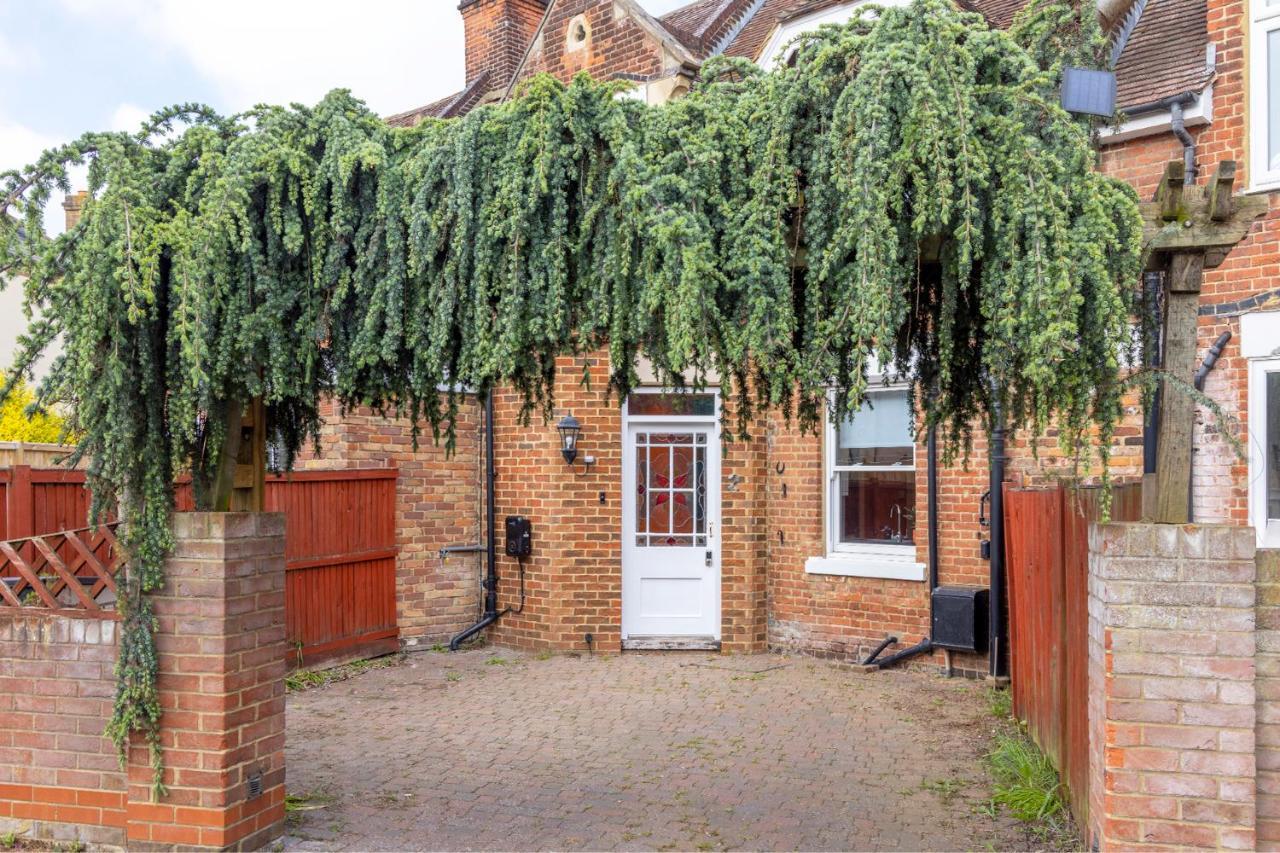 Luxury Central Home - Parking & Ev Point, Superking Bed Canterbury Dış mekan fotoğraf